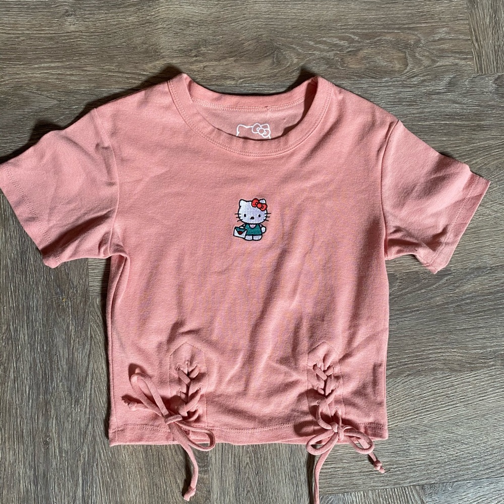 💕 Hello Kitty crop top 💕